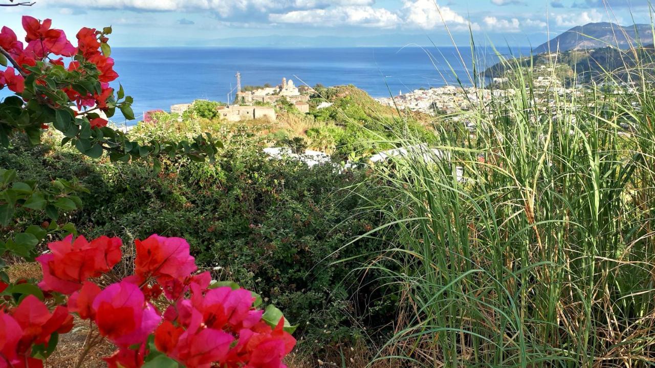 Casa Tra Cielo E Mare Bed and Breakfast Lipari  Buitenkant foto