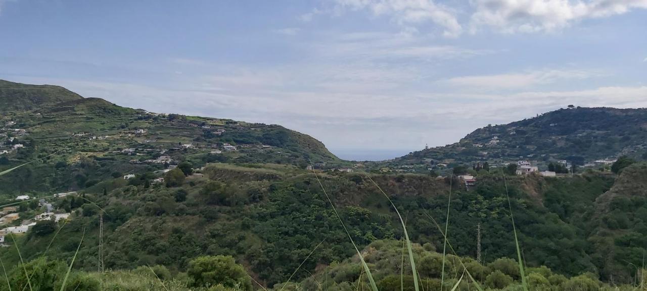 Casa Tra Cielo E Mare Bed and Breakfast Lipari  Buitenkant foto