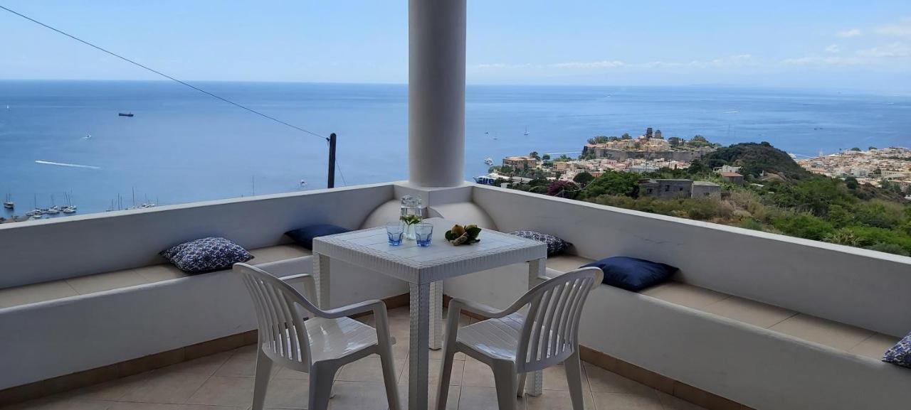 Casa Tra Cielo E Mare Bed and Breakfast Lipari  Buitenkant foto