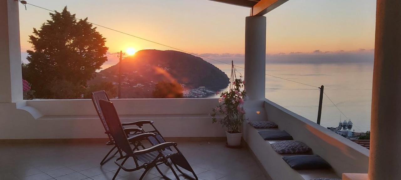 Casa Tra Cielo E Mare Bed and Breakfast Lipari  Buitenkant foto
