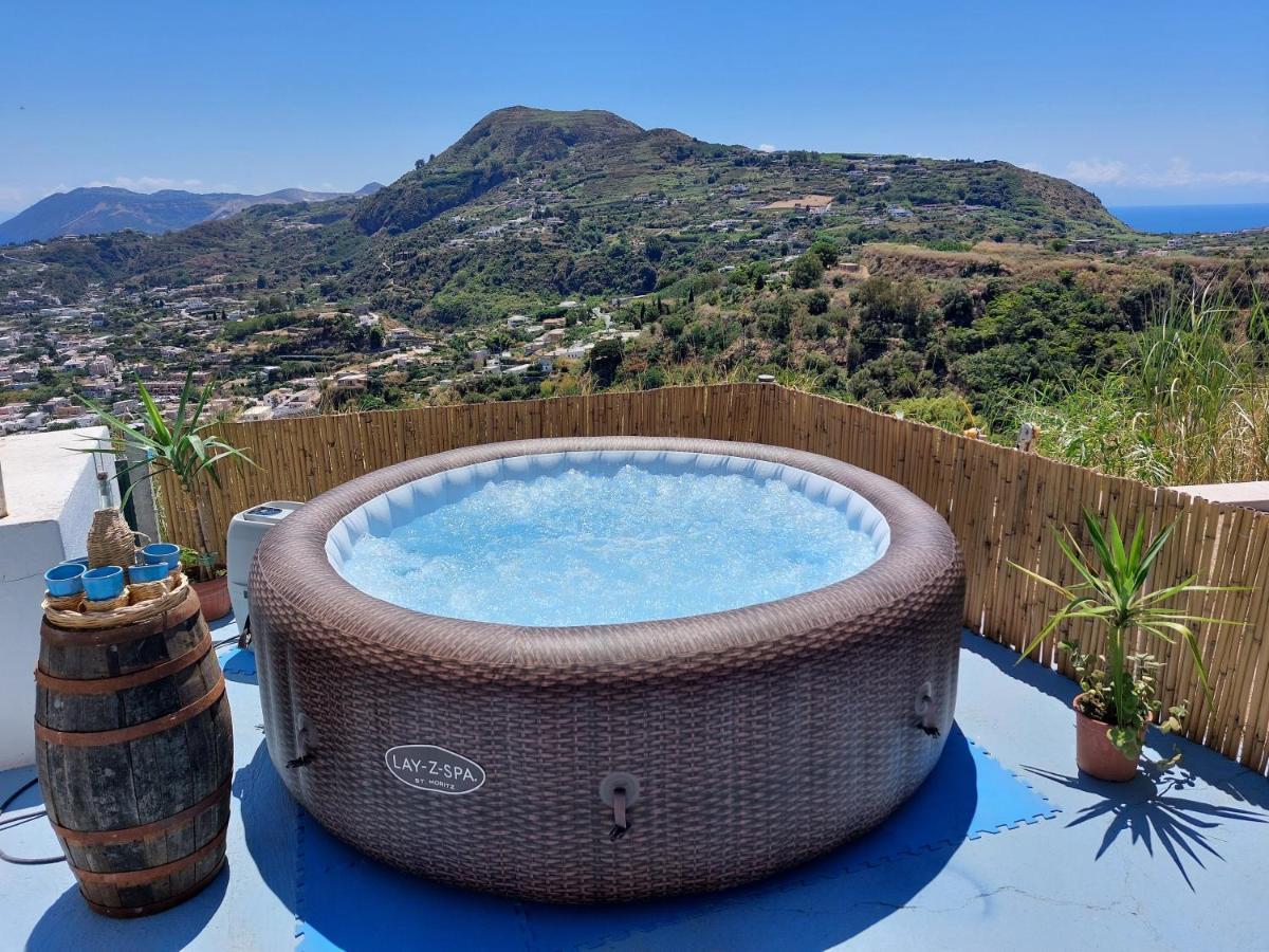 Casa Tra Cielo E Mare Bed and Breakfast Lipari  Buitenkant foto