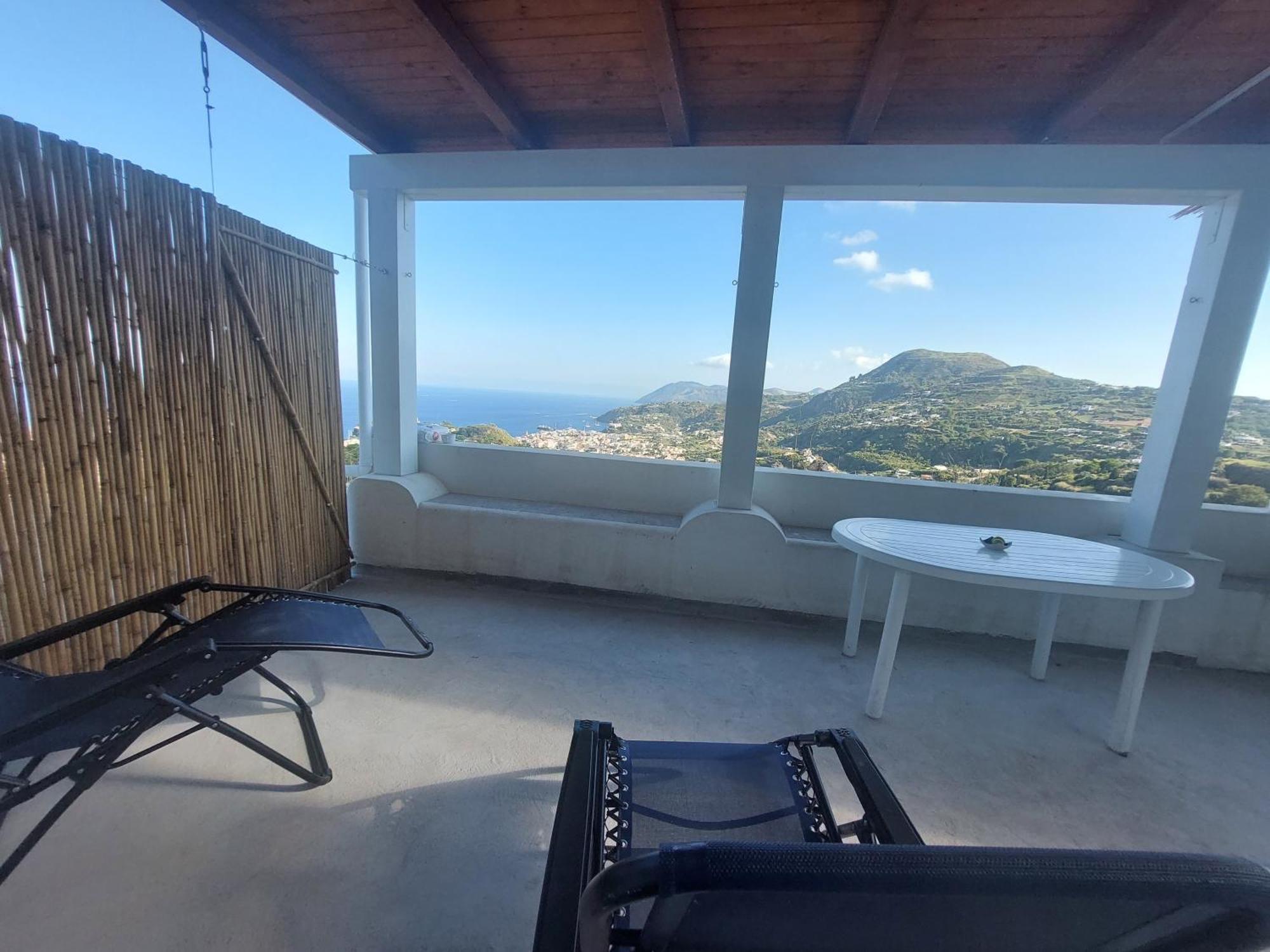 Casa Tra Cielo E Mare Bed and Breakfast Lipari  Buitenkant foto