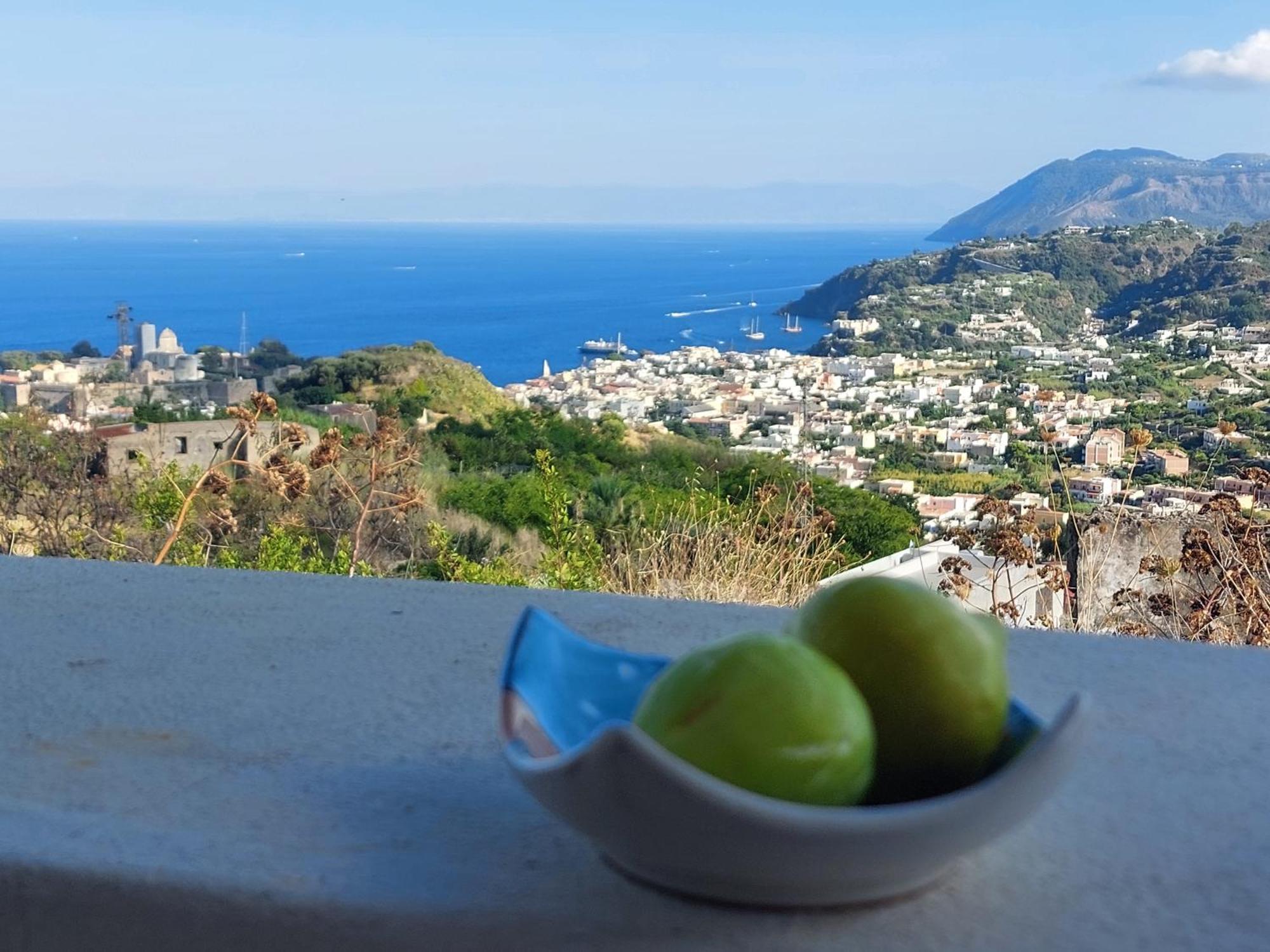Casa Tra Cielo E Mare Bed and Breakfast Lipari  Buitenkant foto