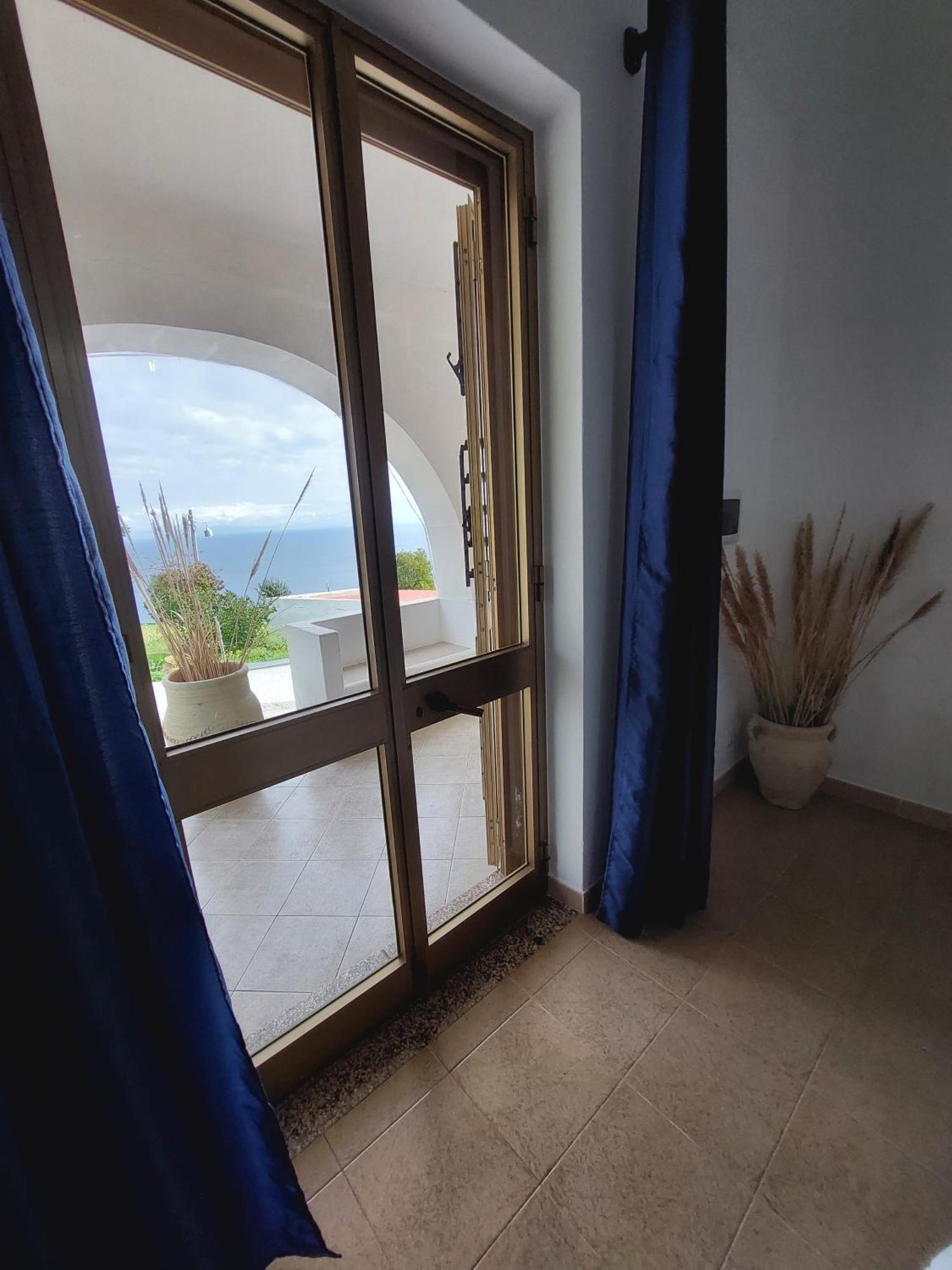 Casa Tra Cielo E Mare Bed and Breakfast Lipari  Buitenkant foto